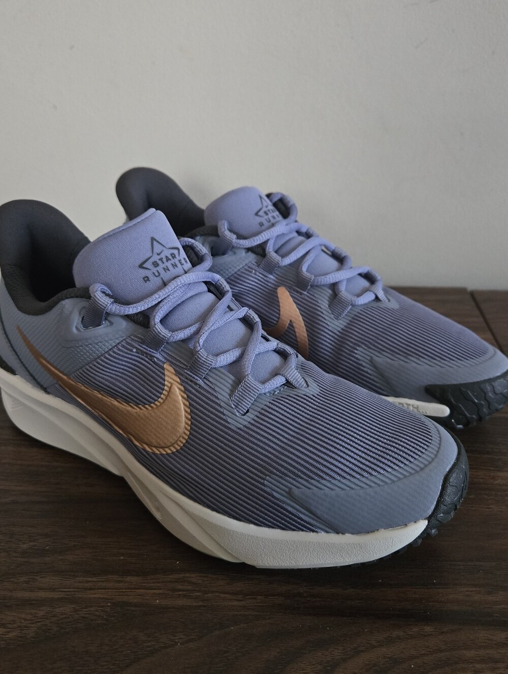 Nike Star Runner 4 Shoes BIG KIDS 6Y / Women's Size 7.5 Blue DX7615-405 - Picture 4 of 13